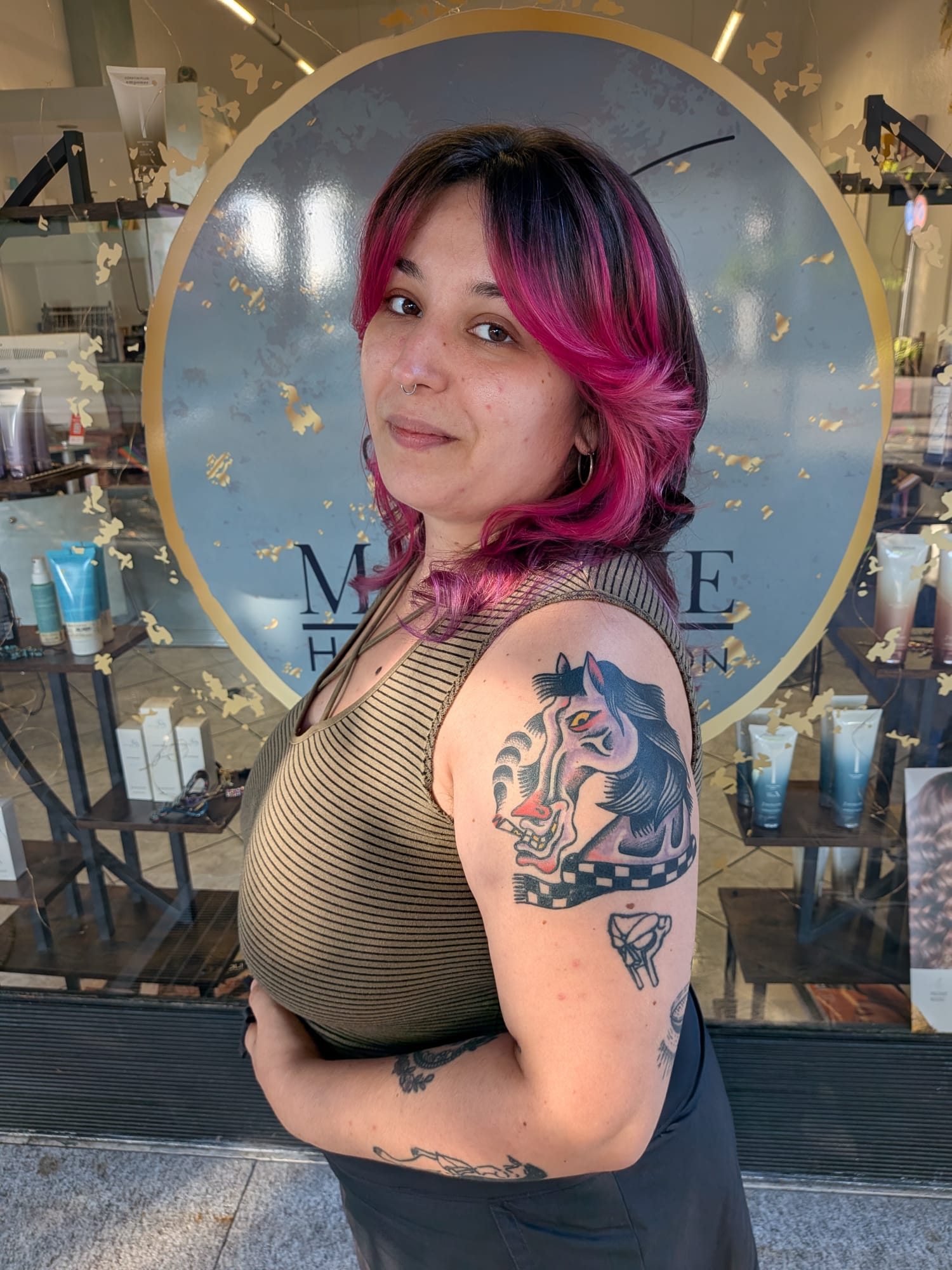 Colore rosa vivace realizzato da Madame Hairstylist